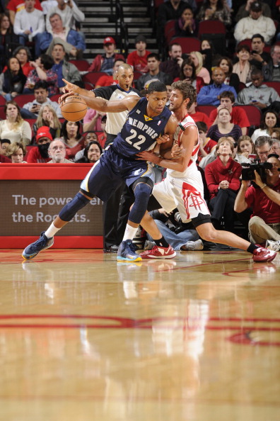 当比分咬得 当比分咬得